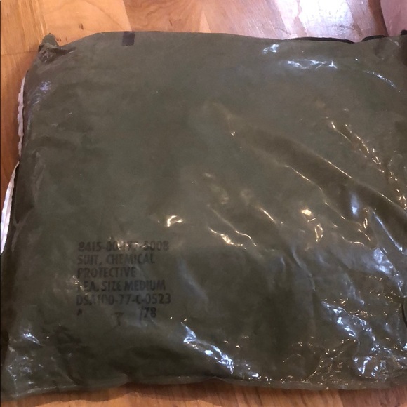 NEW PPE Covid 19 ARMY Chemical Protective Suit M - Picture 5 of 6